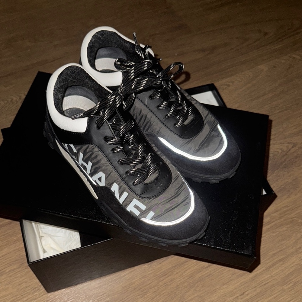 CHANEL Women's Sneakers - Black